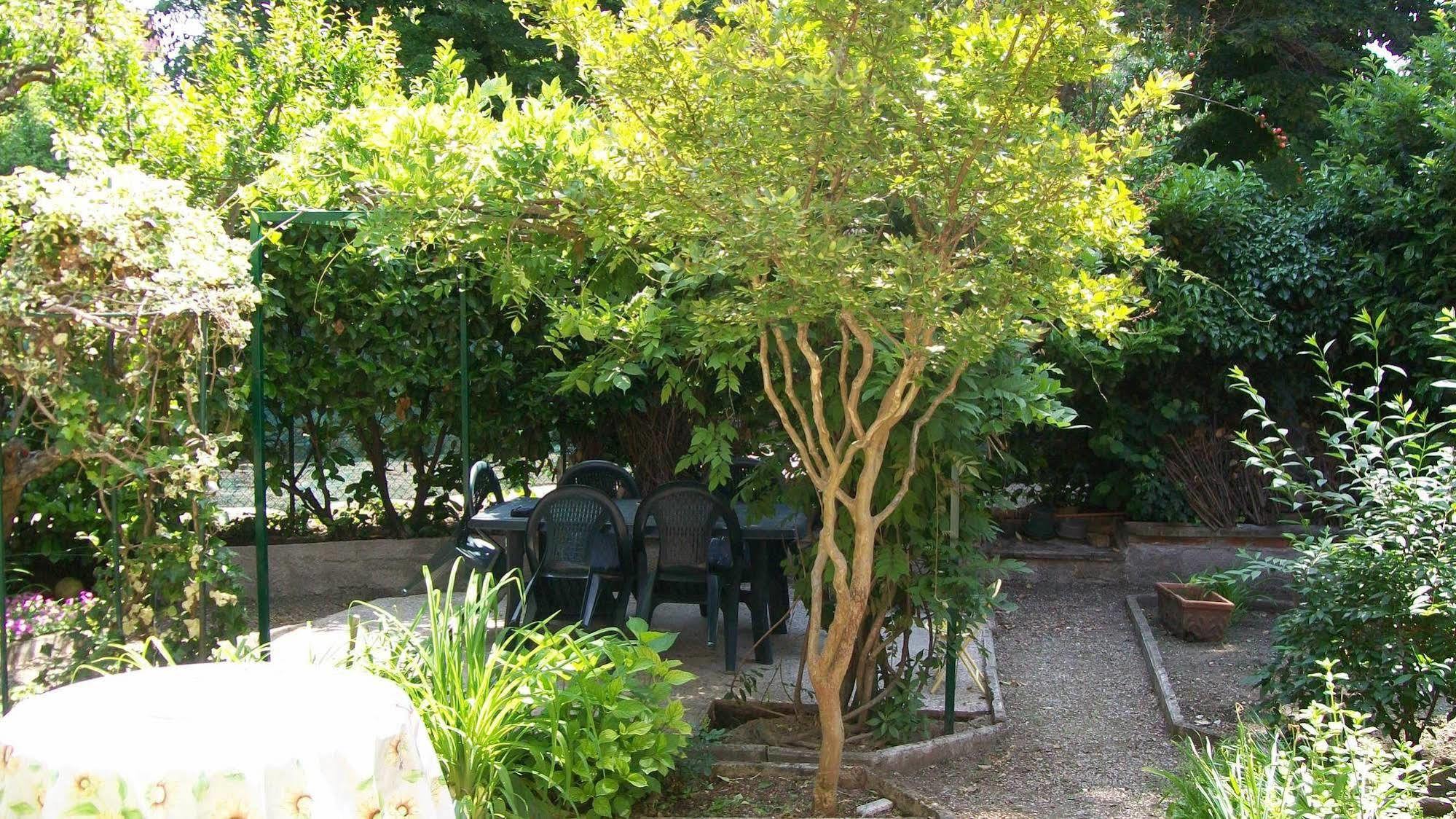 Il Giardino Nel Parco R&B Hotel Bologna Exterior photo